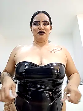 MariaGaitan online show from December 15, 2025, 7:07 pm