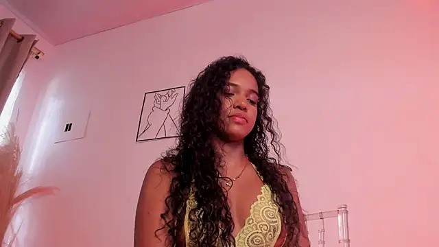 Snapshot of Tina_Rouse2 chatting on March 28, 2026, 9:36 pm Tina Rouse2 online show from March 28, 2026, 9:36 pm