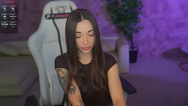 Snapshot of Jasmine_Flow chatting on June 18, 2026, 7:41 am Jasmine Flow online show from June 18, 2026, 7:41 am