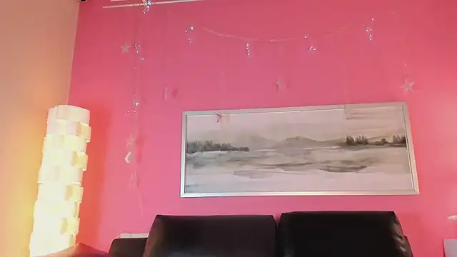 Tiffanysurez  online show from February 27, 2025, 1:07 pm