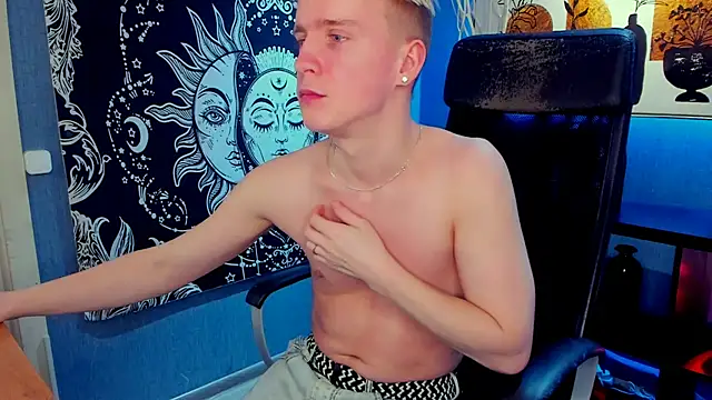 AlexxSweet online show from December 14, 2024, 1:38 pm