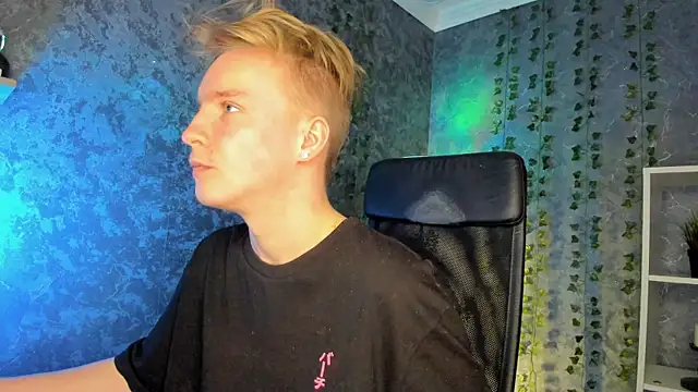 Snapshot of AlexxSweet chatting on January 11, 2026, 6:40 am AlexxSweet online show from January 11, 2026, 6:40 am