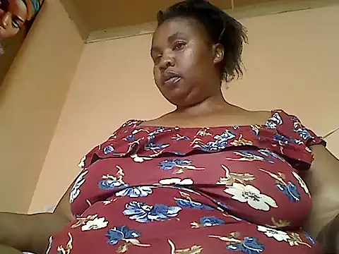 Snapshot of ZOQULUx chatting on December 17, 2024, 8:23 am ZOQULUx online show from December 17, 2024, 8:23 am
