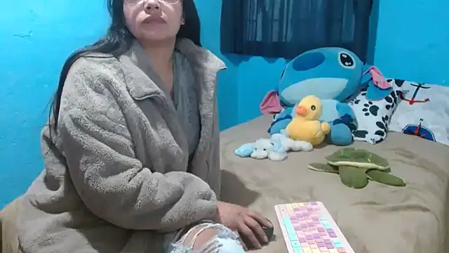 Snapshot of clarisse69 chatting on February 6, 2025, 7:29 pm clarisse69 online show from February 6, 2025, 7:29 pm