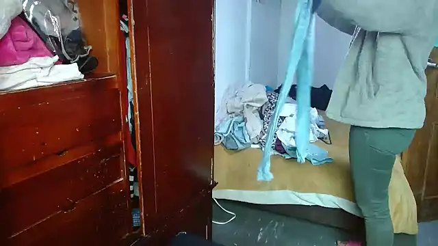 Snapshot of clarisse69 chatting on September 9, 2025, 9:58 pm clarisse69 online show from September 9, 2025, 9:58 pm