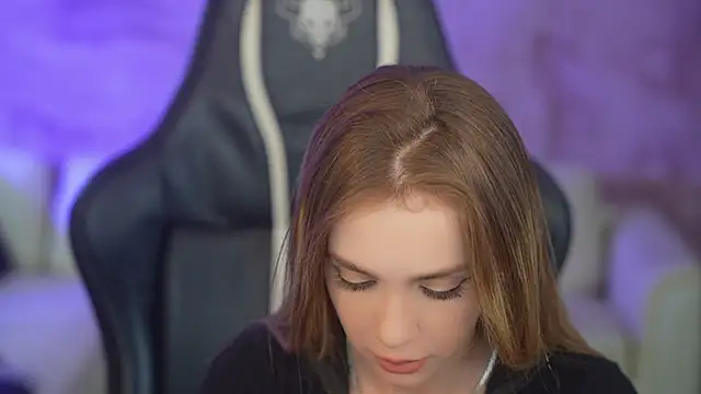 Snapshot of Anabelka054 chatting on October 21, 2025, 10:27 am Anabelka054 online show from October 21, 2025, 10:27 am