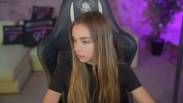 Snapshot of Anabelka054 chatting on November 18, 2025, 11:36 am Anabelka054 online show from November 18, 2025, 11:36 am