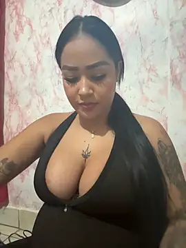 Luisa Fernandaa online show from November 2, 2025, 12:57 am