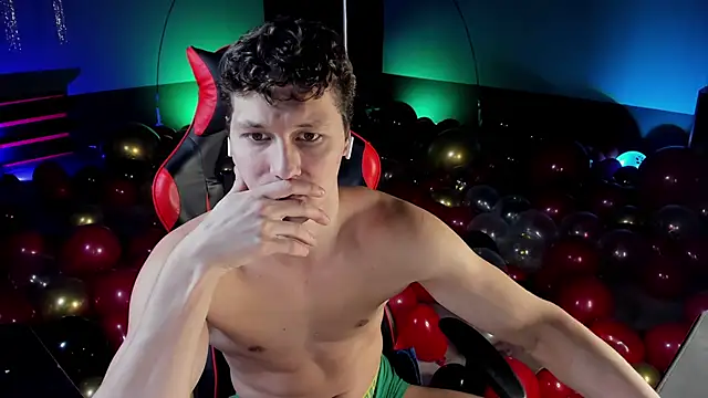 Snapshot of dirty-boss chatting on February 7, 2026, 9:13 am dirty-boss online show from February 7, 2026, 9:13 am