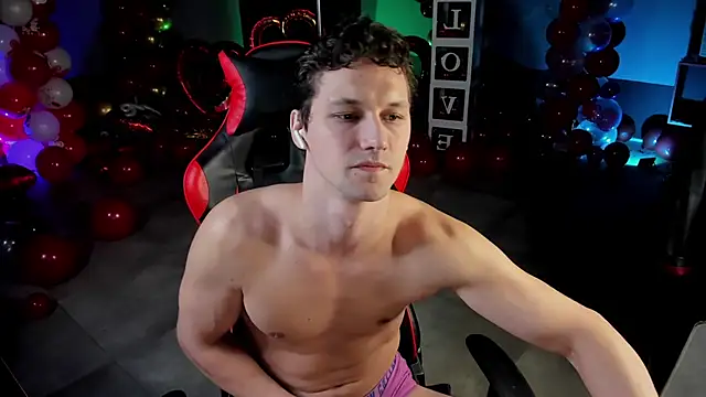 Snapshot of dirty-boss chatting on February 25, 2026, 6:39 pm dirty-boss online show from February 25, 2026, 6:39 pm