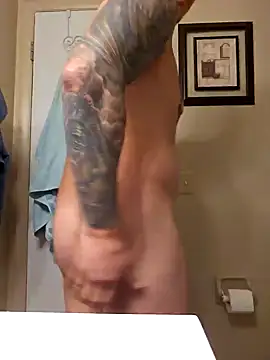 Snapshot of MrBiggBallz chatting on January 20, 2025, 12:39 pm MrBiggBallz online show from January 20, 2025, 12:39 pm