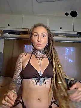 Snapshot of Mira-Grey89 chatting on July 4, 2026, 3:18 pm Mira-Grey89 online show from July 4, 2026, 3:18 pm