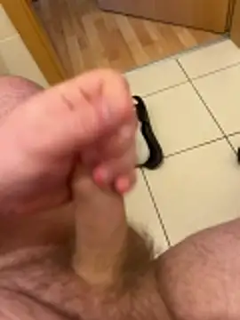 Snapshot of Cozqhh chatting on March 12, 2026, 1:28 pm Cozqhh online show from March 12, 2026, 1:28 pm