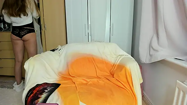 Rolla Coaster online show from October 19, 2025, 4:46 am