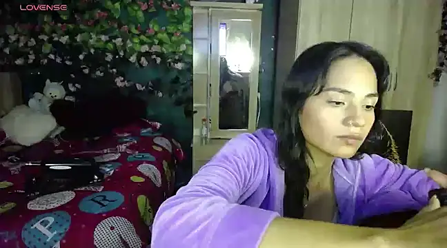 Samara Beltran online show from February 21, 2025, 2:50 am