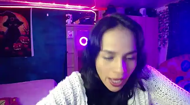 Samara Beltran online show from February 27, 2025, 8:50 am