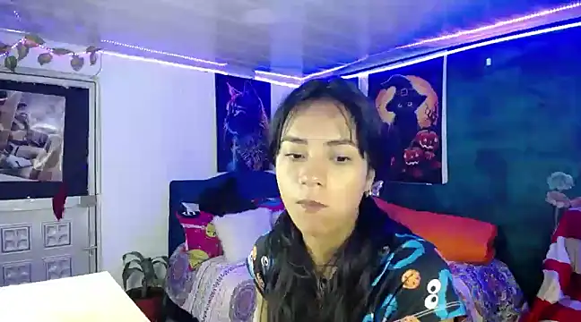 Samara Beltran online show from March 17, 2025, 3:36 am