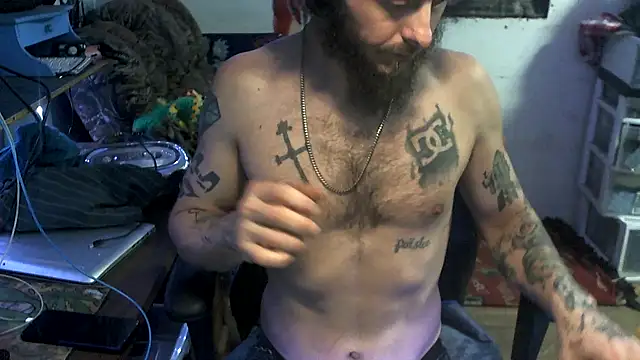 Snapshot of CloudDadddyyy420 chatting on November 16, 2025, 11:38 am CloudDadddyyy420 online show from November 16, 2025, 11:38 am