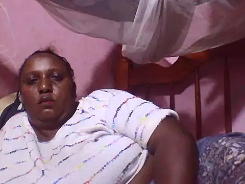 big clits online show from July 13, 2026, 7:16 pm