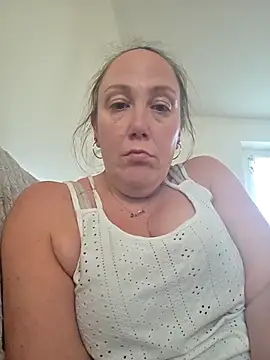 Wisie Cutie online show from March 25, 2026, 5:19 pm