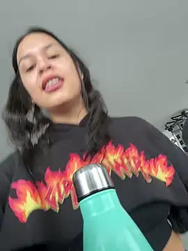 Snapshot of soyemi chatting on February 8, 2026, 6:00 pm soyemi online show from February 8, 2026, 6:00 pm