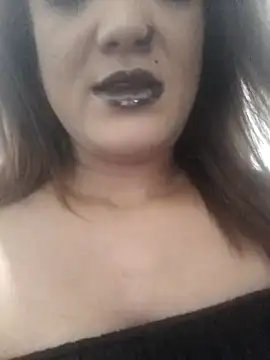 Indianpleasure300 online show from March 20, 2025, 9:02 pm