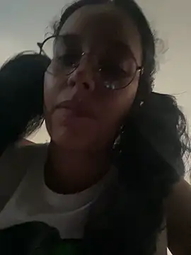 Snapshot of Annya-sweet chatting on January 29, 2025, 2:42 pm Annya-sweet online show from January 29, 2025, 2:42 pm