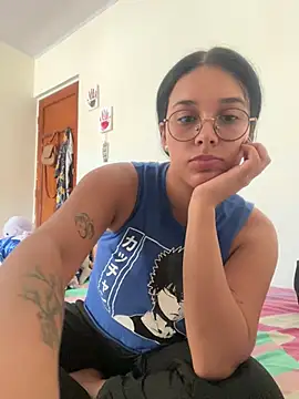 Snapshot of Annya-sweet chatting on February 18, 2025, 8:14 pm Annya-sweet online show from February 18, 2025, 8:14 pm