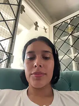 Snapshot of Annya-sweet chatting on February 19, 2025, 7:38 pm Annya-sweet online show from February 19, 2025, 7:38 pm