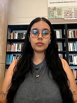 Snapshot of Annya-sweet chatting on September 17, 2025, 2:41 pm Annya-sweet online show from September 17, 2025, 2:41 pm