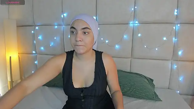 Sooffii 1 online show from January 7, 2026, 2:03 am