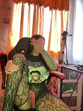 Snapshot of i_am_nina_ chatting on January 16, 2026, 9:41 pm i am nina online show from January 16, 2026, 9:41 pm