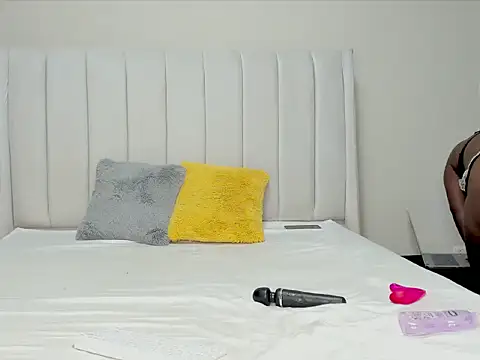  heavenlysent online show from November 22, 2025, 4:00 am