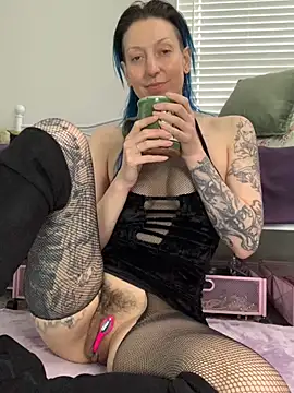 Snapshot of MissCumberdale chatting on November 25, 2025, 6:41 pm MissCumberdale online show from November 25, 2025, 6:41 pm