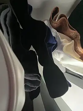 Snapshot of Gipoltergeist chatting on February 8, 2026, 4:32 pm Gipoltergeist online show from February 8, 2026, 4:32 pm