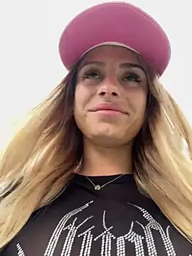 BritneyDimond online show from December 22, 2024, 2:27 pm