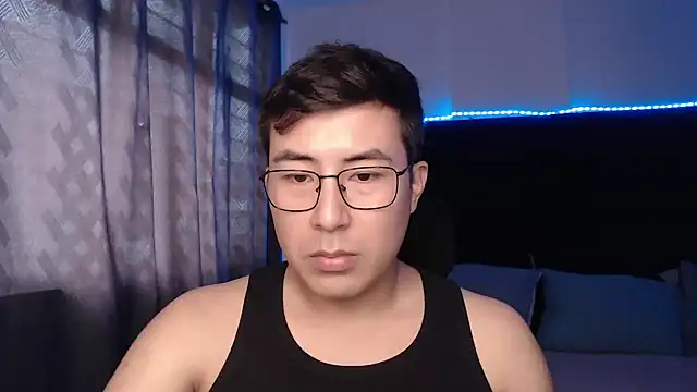 andrewmhilton  online show from April 7, 2026, 7:36 pm