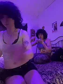 Snapshot of Bunny_y chatting on December 18, 2025, 7:14 am Bunny y online show from December 18, 2025, 7:14 am