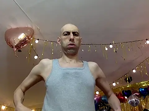 HandsomeAlfie online show from January 14, 2026, 2:28 am