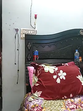 Poojabhabi101 online show from March 9, 2025, 5:33 am