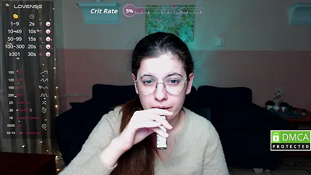 Snapshot of Aminabeatris chatting on October 21, 2025, 5:30 am Aminabeatris online show from October 21, 2025, 5:30 am