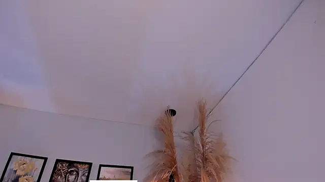 cute  cherry  online show from April 15, 2026, 8:20 pm