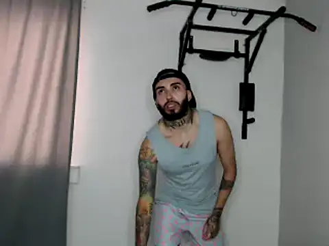 Snapshot of transgenderboy chatting on March 2, 2025, 5:36 pm transgenderboy online show from March 2, 2025, 5:36 pm