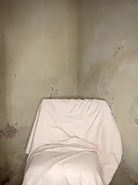 Snapshot of Kidding_Road chatting on October 13, 2025, 2:55 am Kidding Road online show from October 13, 2025, 2:55 am