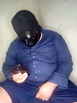 Snapshot of Kidding_Road chatting on November 3, 2025, 3:08 am Kidding Road online show from November 3, 2025, 3:08 am