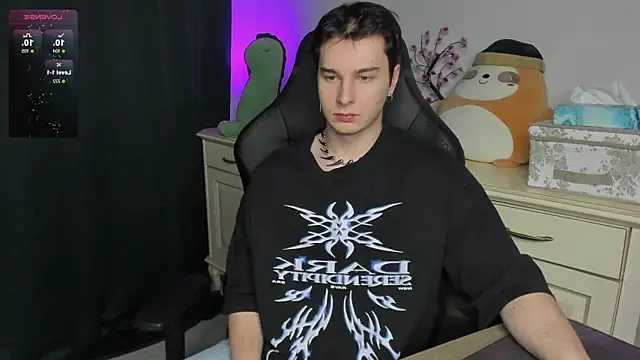 Snapshot of Vincent_Strong chatting on January 14, 2026, 8:31 am Vincent Strong online show from January 14, 2026, 8:31 am