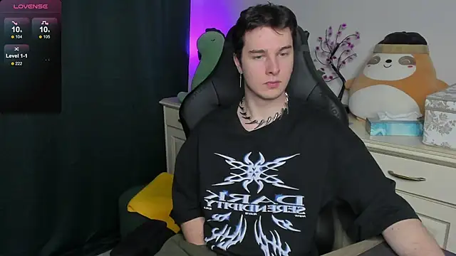 Snapshot of Vincent_Strong chatting on January 16, 2026, 1:37 pm Vincent Strong online show from January 16, 2026, 1:37 pm