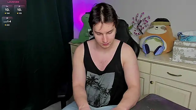 Snapshot of Vincent_Strong chatting on February 7, 2026, 3:21 am Vincent Strong online show from February 7, 2026, 3:21 am