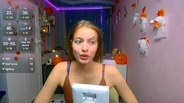 Snapshot of __Aphrodita__wow__ chatting on November 4, 2025, 1:10 pm Aphrodita wow online show from November 4, 2025, 1:10 pm