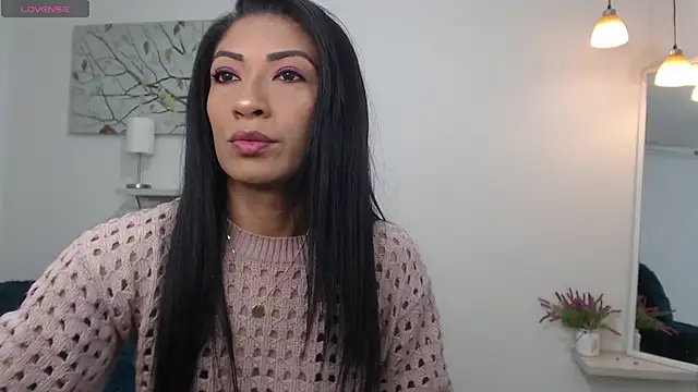 sofia perez    online show from February 23, 2026, 8:06 pm